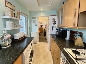 Kitchen- click for photo gallery